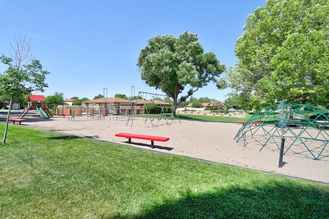 524 SEWARD PARK Avenue NE, Albuquerque, NM 87123