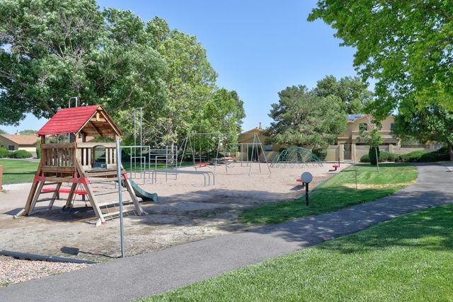 524 SEWARD PARK Avenue NE, Albuquerque, NM 87123