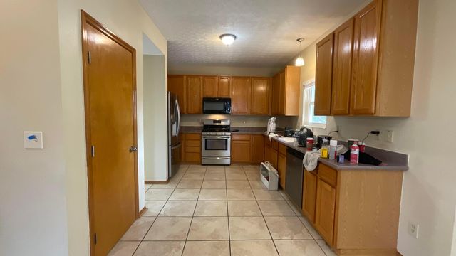 8697 Kingsley Drive, Reynoldsburg, OH 43068