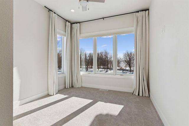 3120 Waterbury Drive, Cedar Falls, IA 50613