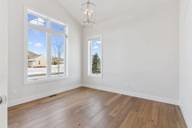 3120 Waterbury Drive, Cedar Falls, IA 50613