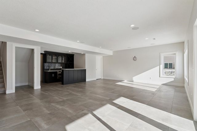 3120 Waterbury Drive, Cedar Falls, IA 50613