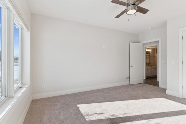 3120 Waterbury Drive, Cedar Falls, IA 50613