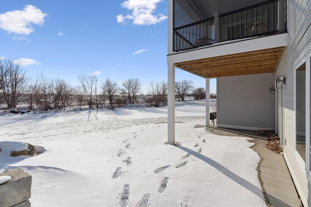 3120 Waterbury Drive, Cedar Falls, IA 50613