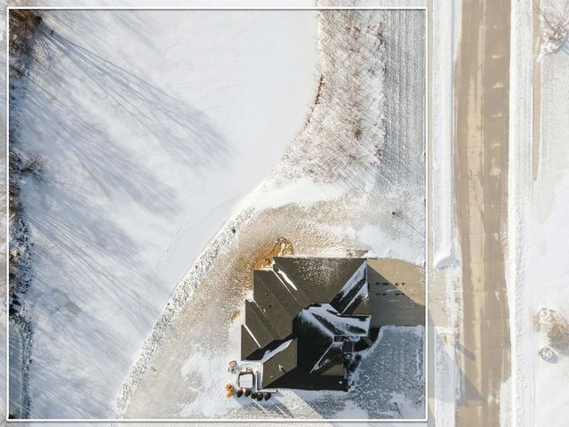 3120 Waterbury Drive, Cedar Falls, IA 50613