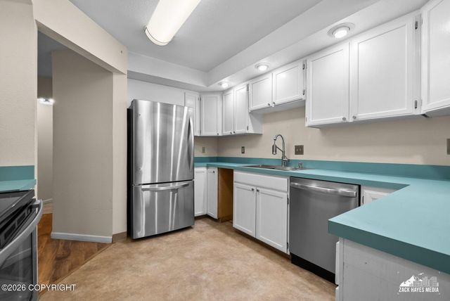 7822 Raymar Circle, Anchorage, AK 99518