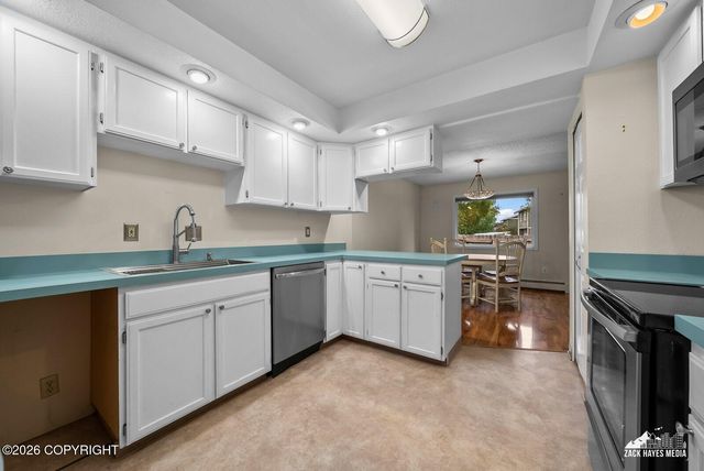 7822 Raymar Circle, Anchorage, AK 99518