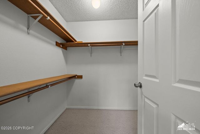 7822 Raymar Circle, Anchorage, AK 99518