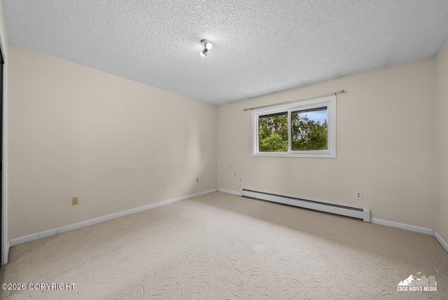 7822 Raymar Circle, Anchorage, AK 99518