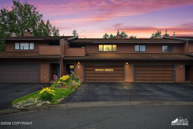 7822 Raymar Circle, Anchorage, AK 99518