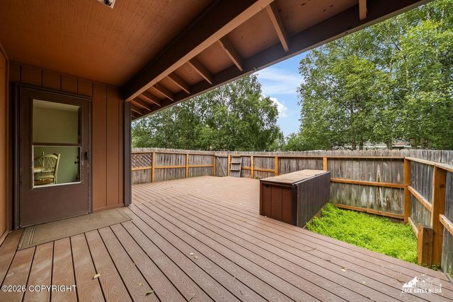 7822 Raymar Circle, Anchorage, AK 99518
