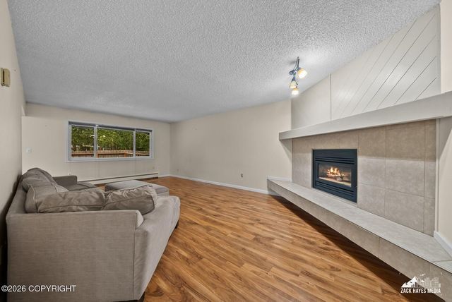 7822 Raymar Circle, Anchorage, AK 99518