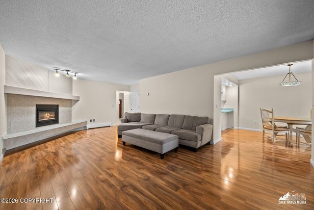 7822 Raymar Circle, Anchorage, AK 99518