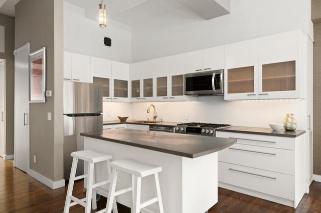 21 E 22nd St Apt 7H, New York City, NY 10010