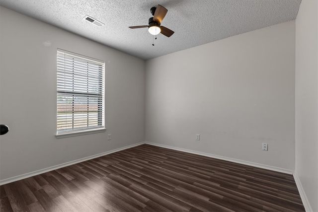 3514 W Olive Street, Rogers, AR 72756