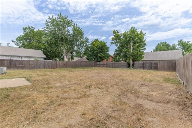 3514 W Olive Street, Rogers, AR 72756