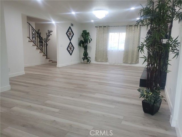 2758 W STOCkTON, Anaheim, CA 92801