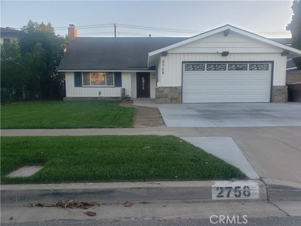 2758 W STOCkTON, Anaheim, CA 92801