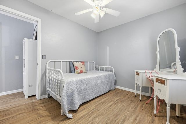 17182 NW 238TH TERRACE, High Springs, FL 32643