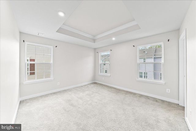 2145 RIVERS DR, Newark, DE 19702