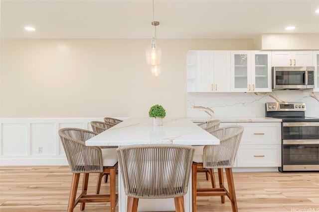 205 Kawaihae Street A5, Honolulu, HI 96825