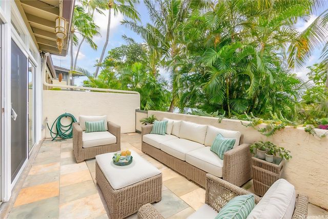 205 Kawaihae Street A5, Honolulu, HI 96825