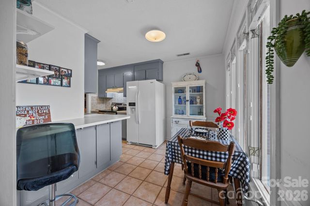 462 Camrose Circle NE, Concord, NC 28025