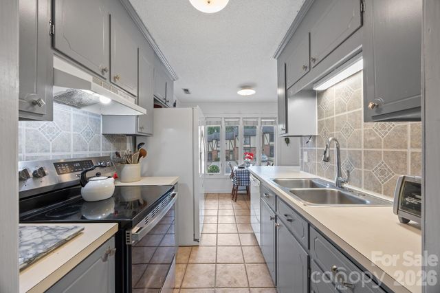 462 Camrose Circle NE, Concord, NC 28025