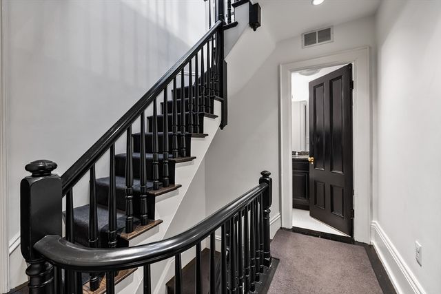 22 Joy St 22, Boston, MA 02114