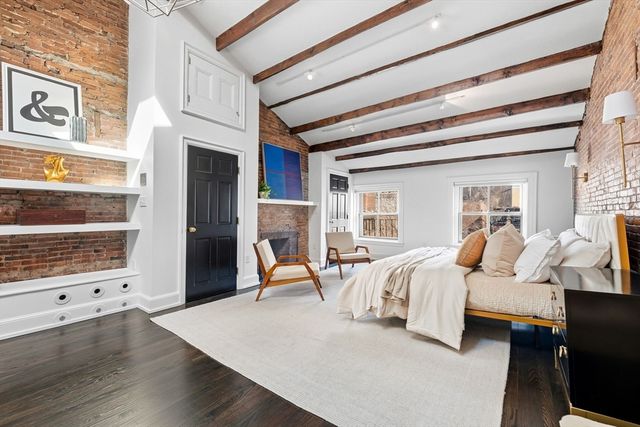 22 Joy St 22, Boston, MA 02114