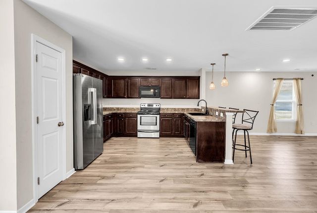 2241 Deerfield Ave., Myrtle Beach, SC 29575