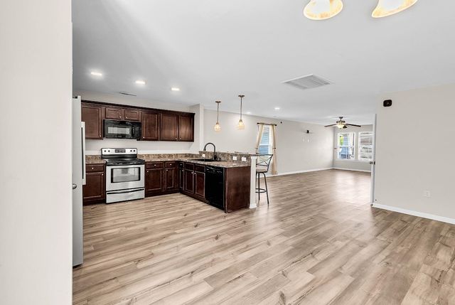 2241 Deerfield Ave., Myrtle Beach, SC 29575