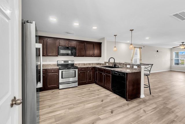 2241 Deerfield Ave., Myrtle Beach, SC 29575