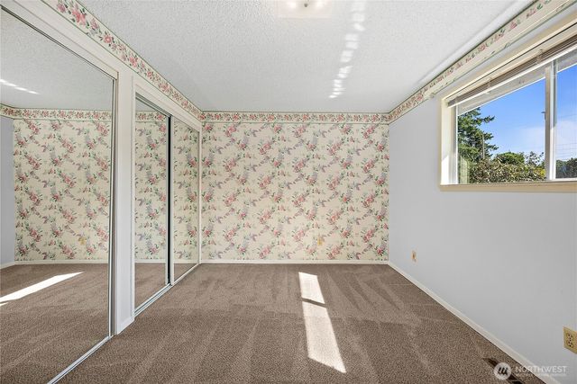 10811 Rampart Drive E, Puyallup, WA 98374