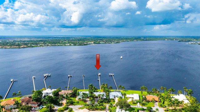 2672 NW South Shore Road, Stuart, FL 34994