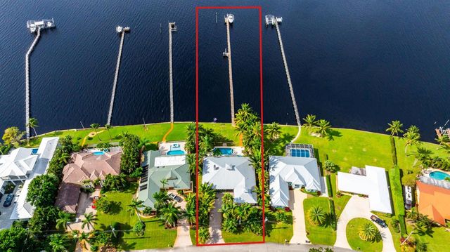 2672 NW South Shore Road, Stuart, FL 34994