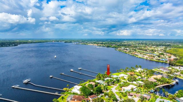 2672 NW South Shore Road, Stuart, FL 34994