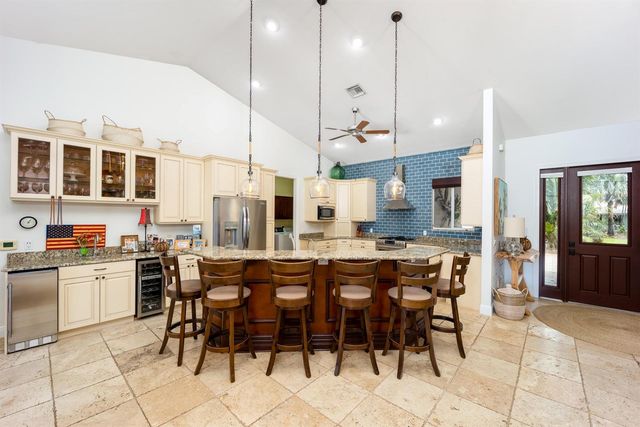2672 NW South Shore Road, Stuart, FL 34994