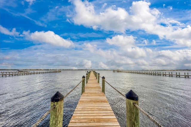 2672 NW South Shore Road, Stuart, FL 34994