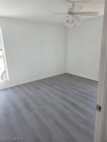 1 Knights Bridge RD A1, Naples, FL 34112