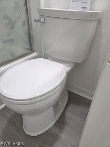 1 Knights Bridge RD A1, Naples, FL 34112