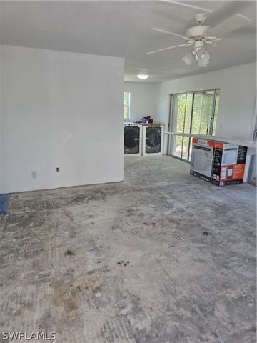 1 Knights Bridge RD A1, Naples, FL 34112