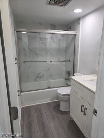 1 Knights Bridge RD A1, Naples, FL 34112