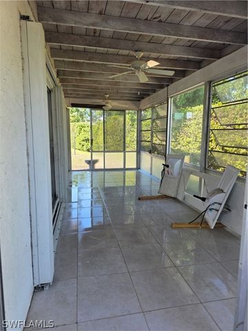 1 Knights Bridge RD A1, Naples, FL 34112