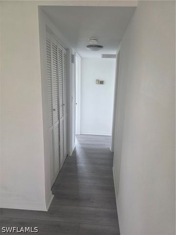 1 Knights Bridge RD A1, Naples, FL 34112