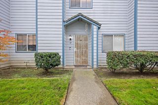 445 Almond Dr #37, Lodi, CA 95240