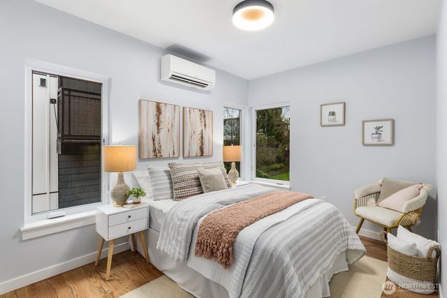 4559 34th Avenue S, Seattle, WA 98118