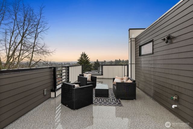 4559 34th Avenue S, Seattle, WA 98118