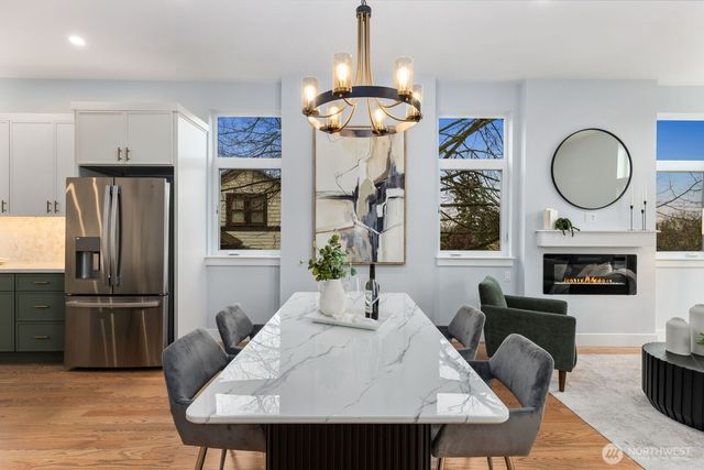 4559 34th Avenue S, Seattle, WA 98118