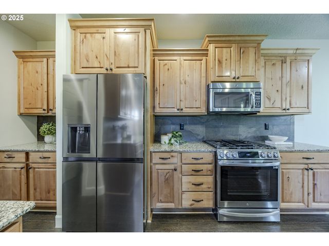 3467 TIMBERBROOK Way, Eugene, OR 97405